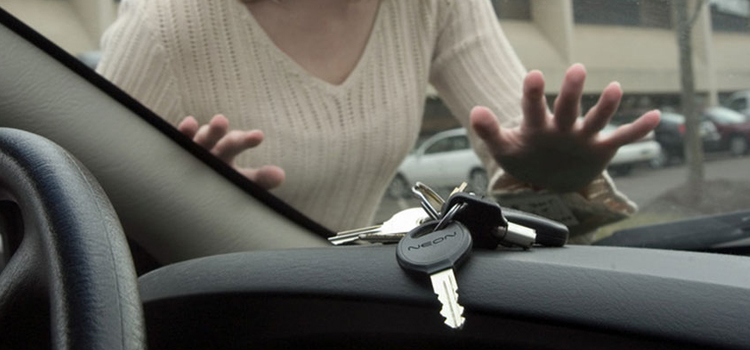 vehicle lockout service Diamond Springs